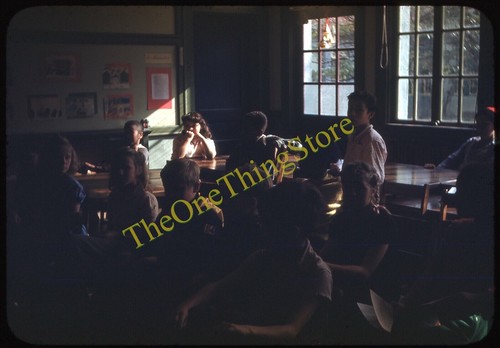 Kids school classroom 1950s - in,